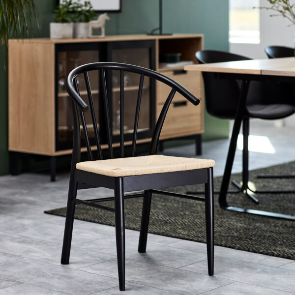 Montreux Round Extending Dining Table in Black 115-154 cm Included 4 Cassandra Dining Chair with Armrest in Black - Image 10