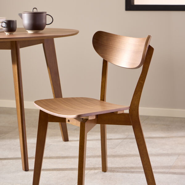 Roxby Round Dining Table in Walnut 105x76cm - Image 5