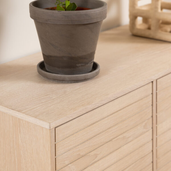 Linley 4 Door Sideboard in White Oak - Image 8